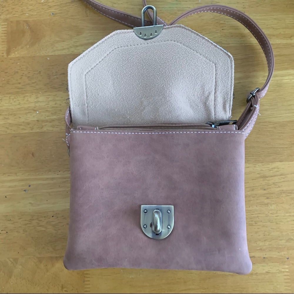 Beya Crossbody Bag Tan - Picture 5 of 9